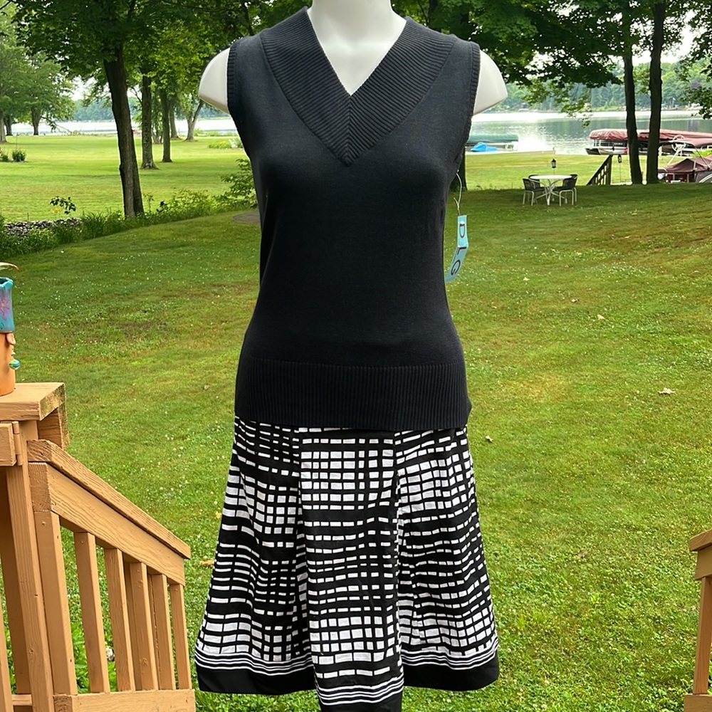 NWT DLG silk blend top S